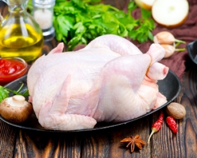 Whole chicken (with skin)